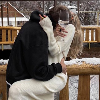 Логотип @womens_communit - Женское образование 💃🏻