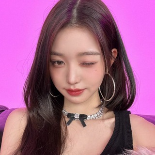 Логотип @wonyoung_divee - WONYOUNG IVE