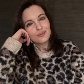 Логотип @world_of_lobastova - Анастасия Лобастова про саморазвитие