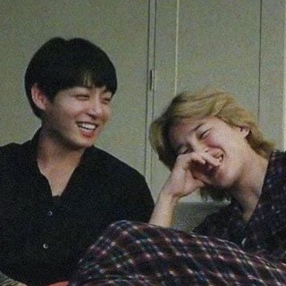 Логотип @worldjikook7 - ʙᴜꜱᴀɴ ʙᴏʏꜰʀɪᴇɴᴅꜱ