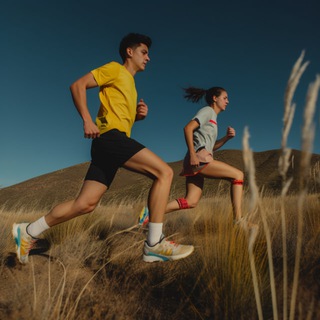 Логотип @worldrunning - Школа бега