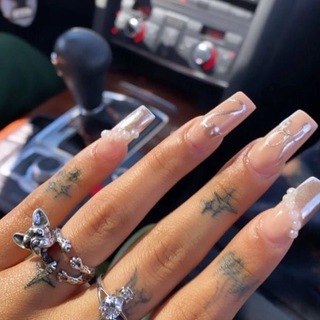 Логотип @wowmanicur - wow | manicure