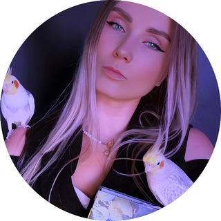 Логотип @writer_evawinter - Ева Винтер ⛩️ *за гранью Реальности*