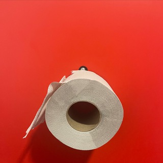 Логотип @writingcomedian - WC