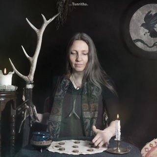 Логотип @wyrd_tunritha - Tunritha - die Zaunreiterschule