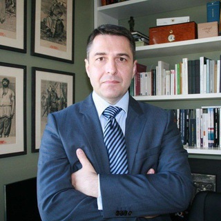 Логотип @xaviermoreaustratpol - Xavier Moreau Stratpol