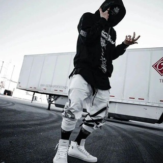 Логотип @xaysmir666 - Музыка в машину