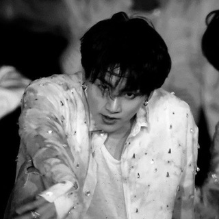 Логотип @xjeuin1 - Б