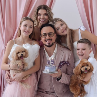 Логотип @xklyusivefamily - Семейкаклюс