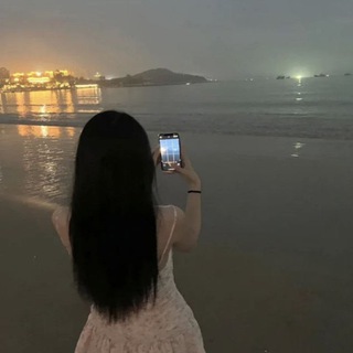 Логотип @xnaqlfsbzl - твои сигареты