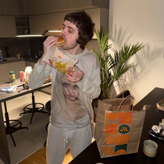 Логотип @xqmolle - икскьюмолле