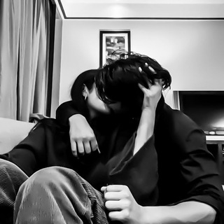 Логотип @xxakxxka - KRIS.