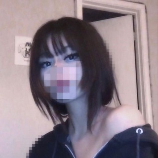Логотип @xxwifexx - газета старых чувств.♡︎