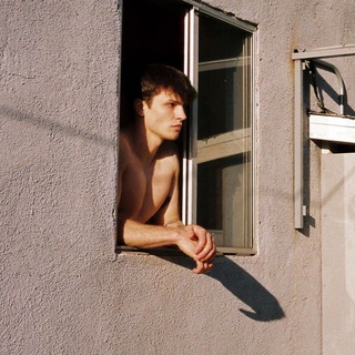 Логотип @xxxsuave - MOCKINGBIRD