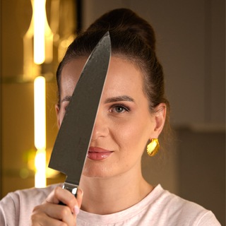 Логотип @ya_gazdanova - Ya_GAZDANOVA