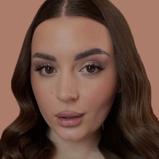 Логотип @yaaapolina - yaaa.polina