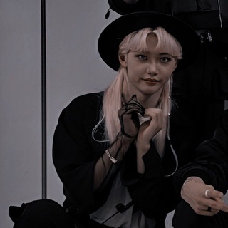Логотип @yahochufelixa - skz ♡