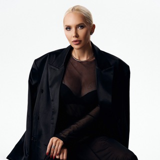 Логотип @yana_prostyle - Одевайся Молись Люби 🤍