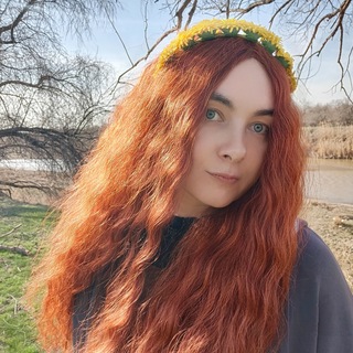 Логотип @yanaainsanova - Yana Ainsanova 💚✨