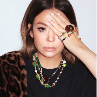 Логотип @yanafisti - YANA FISTI