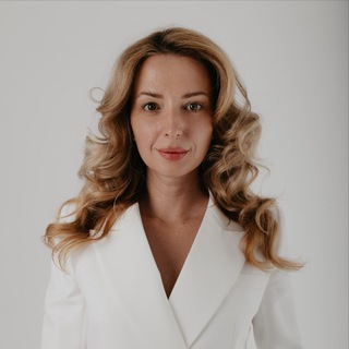 Логотип @yanamillions - Янина про продажи