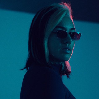 Логотип @yanasoulfriend - Яна знает, как выйти из матрицы