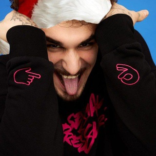 Логотип @yaprostovshokeoomagad - писляᶜᵐʰ :**👩‍🦽👩‍🦽