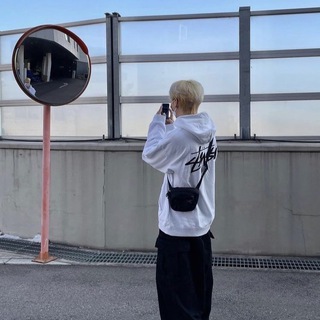 Логотип @yarw1shpx - холодный переулок