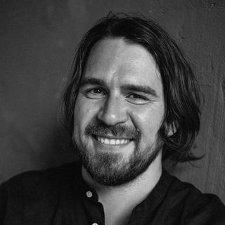 Логотип @yashalashov - Продвигаю игры. Ярослав Шалашов