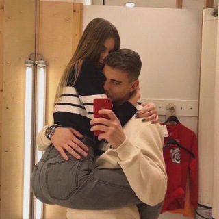 Логотип @yeaarning - наш первый раз ⚤
