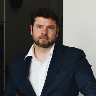 Логотип @yeltsovm - Блог Максима Ельцова