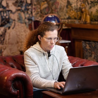 Логотип @ylatynina - latynina.tv