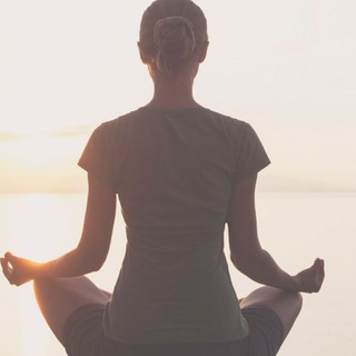 Логотип @yogacongabrielalitschi - Yoga y Meditación 🕉🌱 Gabriela Litschi