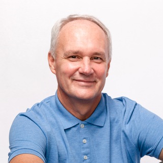 Логотип @yogasuriadas - Сурья о Йоге