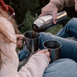 Логотип @yom_here - объёмное удельное сопротивление