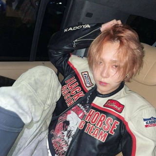 Логотип @yomiyomiku - пощëчина общественному вкусу