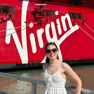 Логотип @youcanstartspeaking - Dasha in America 😈🇺🇸