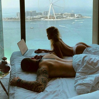 Логотип @youhack_marketplace - 007