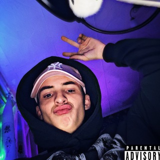 Логотип @youngplati - youngplati