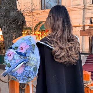 Логотип @your_paradiseeee - Paradise 🩵