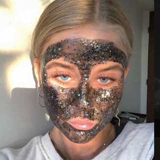 Логотип @yourfavoritecosmetics - Косметика и не только🤍