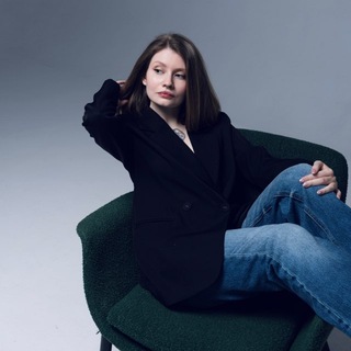 Логотип @yourliterarycircle - 🕊️keepfromdying🕊️