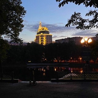 Логотип @yoursilvernights - Серебряные Ночи на Патриарших