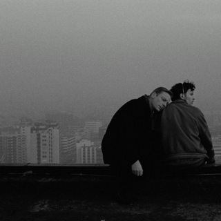 Логотип @yoursleeparalysis - wake from your sleep