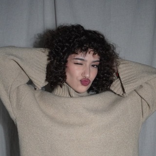 Логотип @yourstrangefriend - your strange friend.
