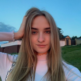 Логотип @yr_adelina - Адель вяжет