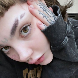 Логотип @yuk1mq - аня юки