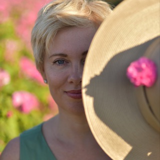 Логотип @yulia_harmonylife - ЦЕНТР ЙОГИ И АРОМАТЕРАПИИ МОСКВИНА