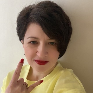 Логотип @yuliasmm - Юлия 🔝Маркетинг как сериал