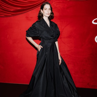 Логотип @yuliasnigir - Юлия Снигирь